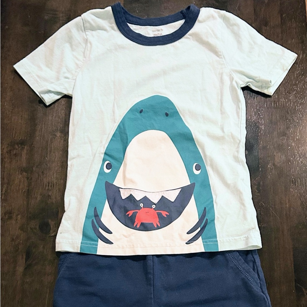 Boys Carters size 5t pj set.